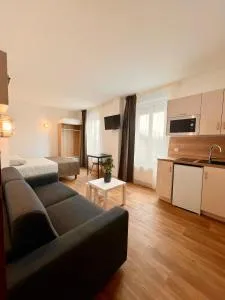 Studio 4 pers face gare SNCF Appart Hotel le Cygne D4 - Сен-Дулшар