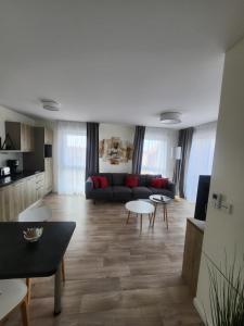 DOMITYS - Le Fil de Soie