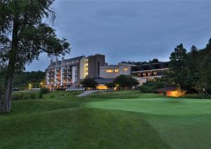 Hockley Valley Resort