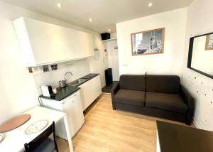 Studio hyper centre ( 1-2 )