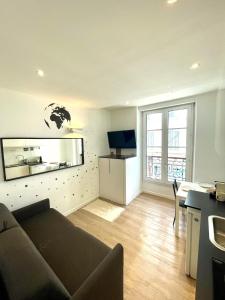 Studio hyper centre ( 1-2 )