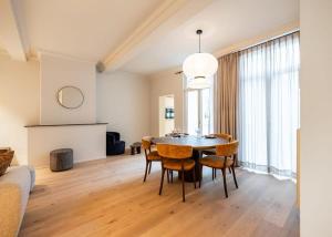 Huswell - Bright apartment with terrace in heart of Ghent