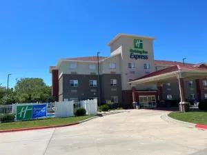 Holiday Inn Express - Wichita North - Park City by IHG - Maize