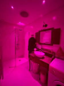 B&B / Chambres d'hotes Suite de Charme - So Chic So Romantic : photos des chambres