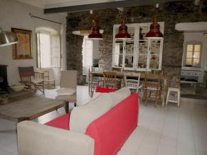 Maisons de vacances Moulin Casta avec riviere et piscine en pleine nature : photos des chambres