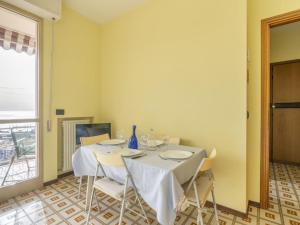 Apartment Cesare by Interhome