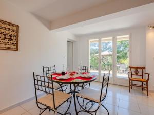 Apartment Les Collines de valescure by Interhome