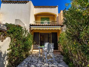 Studio Les Mas de Pramousquier-12 by Interhome