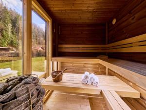 Holiday Home Charming Mountain Lodge & Wellness by Interhome