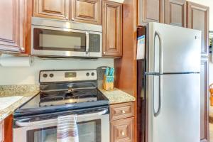 Ocean-View Balcony Beachfront Hilton Head Condo