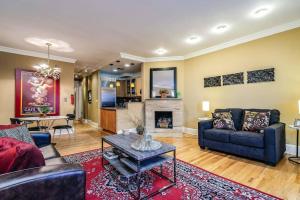 Brownstone 2 entire units Gold Coast