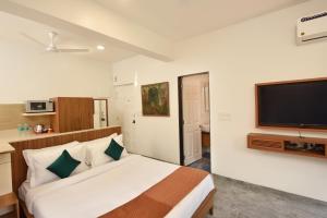 Lembranca Studios & Suites Near Famous FLOATING CASINOS of Goa