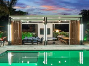 Villa ART Pool Golf Volleyball
