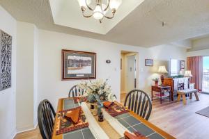 3 Mi to Sugar Mtn Slopes! Condo with Hot Tub and Pool