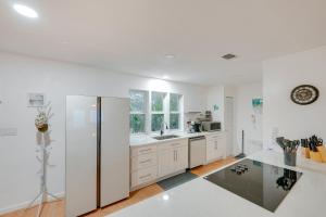 Alligator Point Beachfront Home with Private Hot Tub