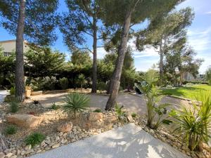 Villa dexception piscine privée et vue mer