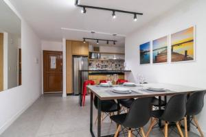 PE0031 - Recem reformado 2 dorms piscina 2vagas garagem ao lado do Allianz Parque