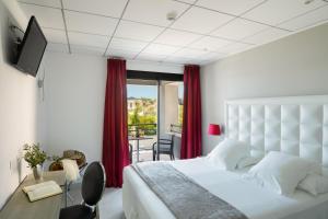 Hotels Les Roches Blanches : photos des chambres