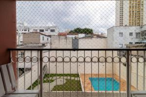 PE0043 - Recem reformado 2 dorms piscina 2vagas garagem ao lado do Allianz Parque