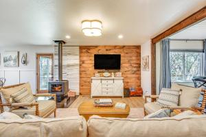 Classy Clayton Home with Views Less Than 1 Mi to Downtown!