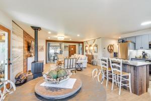 Classy Clayton Home with Views Less Than 1 Mi to Downtown!