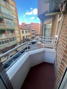 Apartamento junto al Recinto Ferial con garaje y aire acondicionado