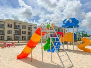 Costal condo with gym and Olympic pool