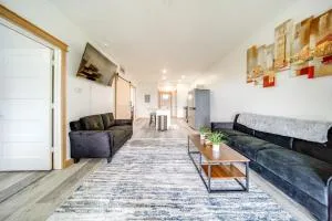 Golf Course View Centrally Located Condo in Erie - 米德维尔