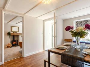 Bells Cottage - Explore Cornwall by rail