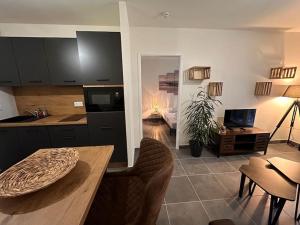 A 600m de la plage - Le Cosy -