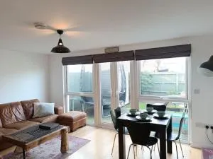 Ideal Escape Complimentary Parking & Cosy - Falmer