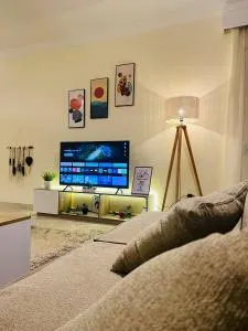 A room in a shared apartment in New Cairo, Al-Rehab - New cairo