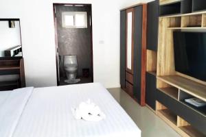 3 Bedrooms Pool Villa in Kamala