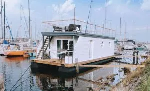 Fiete-unsHusboot - Neukirchen