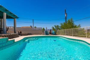 HavaGetaway Pool Spa BBQ Mountain Views