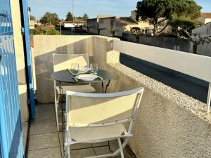 Appartement 2 pièces à Dolus dOléron avec balcon, proche plages, parking inclus - FR-1-246A-289