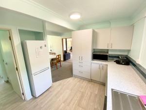 Coastal Charm in Patons Rock