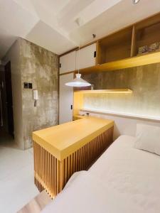 Muji-Inspired Condotel at Shore 2 WIFI & Netflix