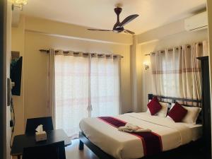 Hotel Rise Inn And Apartment