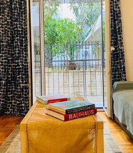 Antinoros Inn, Stylish apartment,3 to Metro