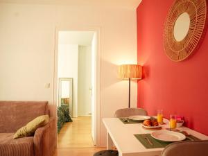 Appartements FLOWER - Metro a 6 minute : photos des chambres