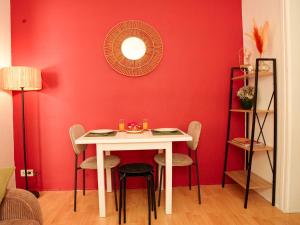 Appartements FLOWER - Metro a 6 minute : photos des chambres