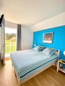 "LA MAISON DU BOCAGE" Maison 6 personnes, accès piscines gratuit, résidence privée au coeur dun golf