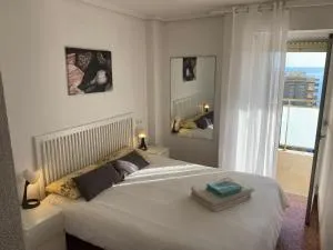 High-Floor Bright Apartment with Sea Views - Mareny Blau