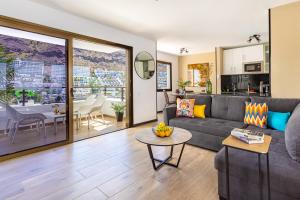 Casa LOLA - Renovated Apt close to Center and Beach