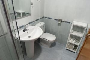 Apartamento con piscina a 100 metros de la playa