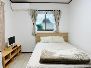 Bon House Kanamachi Direct to Sensoji Skytree Disneyland Airport Free Parking Reservation Required