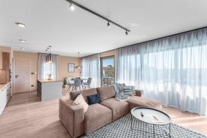 Villa Querchus Penthouse Apartment 8 with jacuzzi