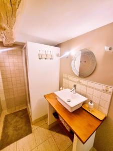 Maisons d'hotes La Bastide Du Vieux Four Bed&Breakfast : Grande Chambre Double 