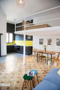 Atelier Central 7 stylish, bright, quiet